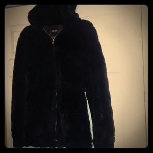 FAUX FUR COAT